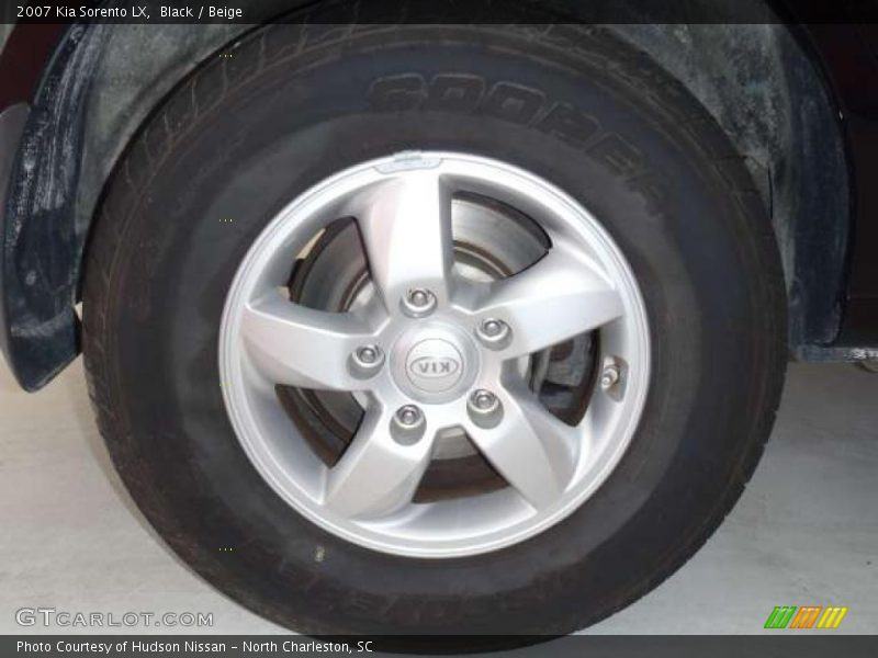 Black / Beige 2007 Kia Sorento LX