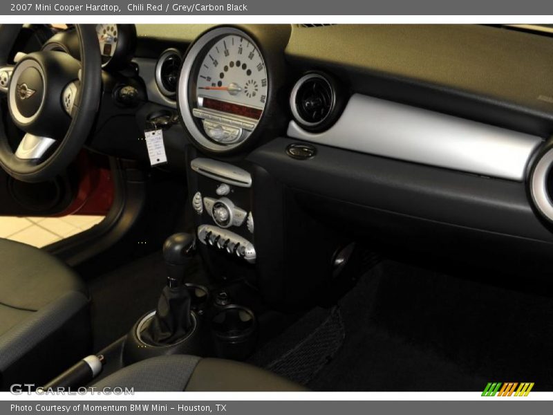 Chili Red / Grey/Carbon Black 2007 Mini Cooper Hardtop
