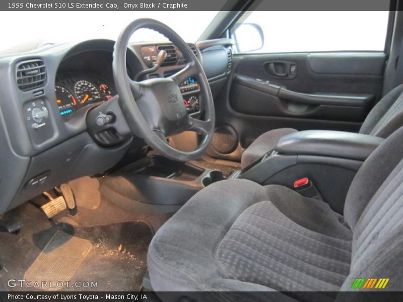 Onyx Black / Graphite 1999 Chevrolet S10 LS Extended Cab