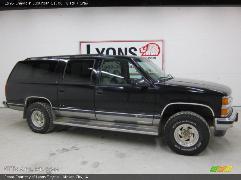 Black / Gray 1995 Chevrolet Suburban C1500