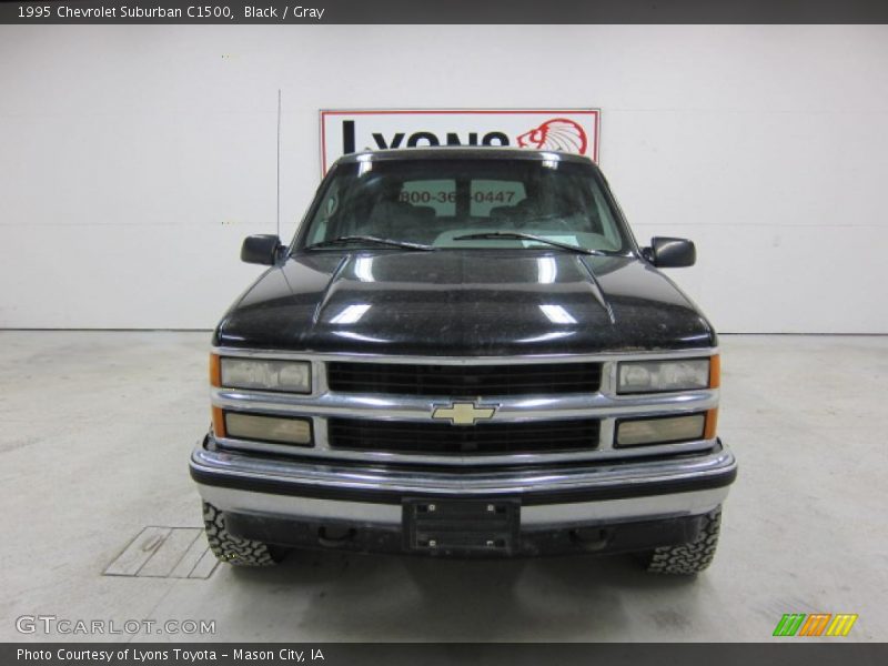Black / Gray 1995 Chevrolet Suburban C1500