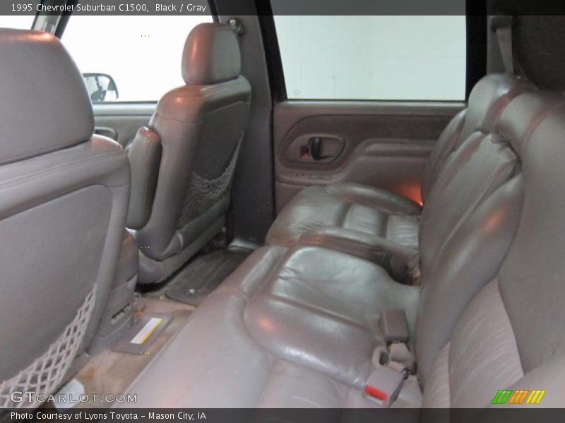 Black / Gray 1995 Chevrolet Suburban C1500