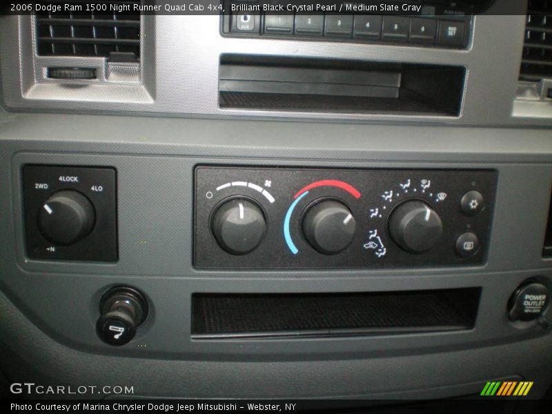 Brilliant Black Crystal Pearl / Medium Slate Gray 2006 Dodge Ram 1500 Night Runner Quad Cab 4x4