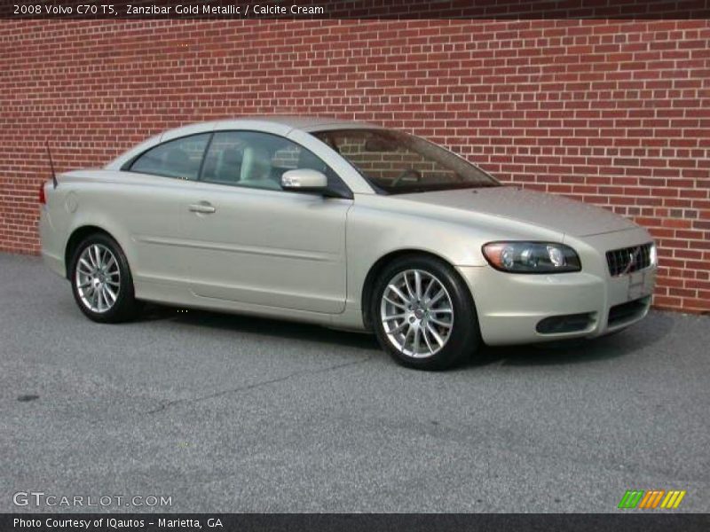 Zanzibar Gold Metallic / Calcite Cream 2008 Volvo C70 T5