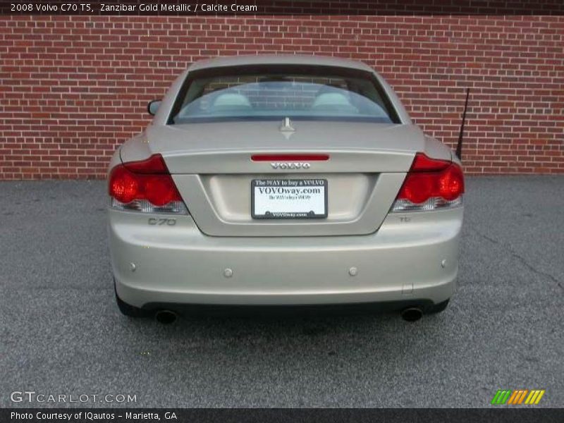 Zanzibar Gold Metallic / Calcite Cream 2008 Volvo C70 T5