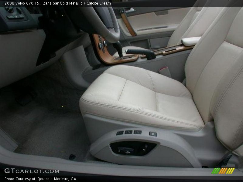 Zanzibar Gold Metallic / Calcite Cream 2008 Volvo C70 T5