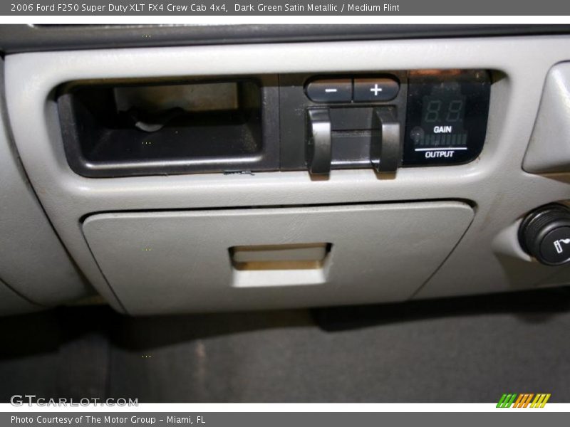 Dark Green Satin Metallic / Medium Flint 2006 Ford F250 Super Duty XLT FX4 Crew Cab 4x4