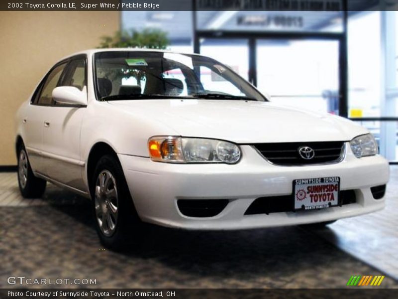 Super White / Pebble Beige 2002 Toyota Corolla LE