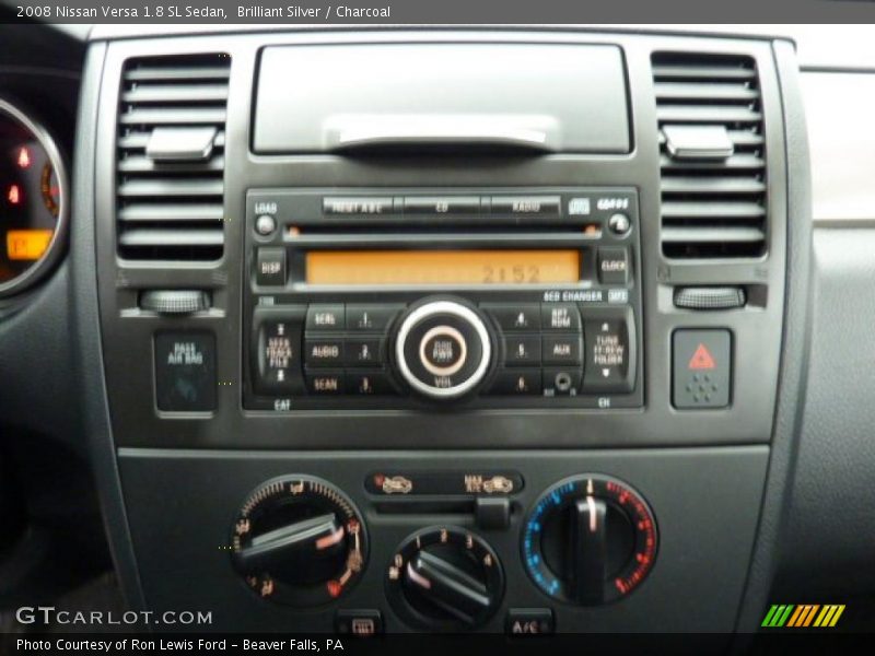 Brilliant Silver / Charcoal 2008 Nissan Versa 1.8 SL Sedan