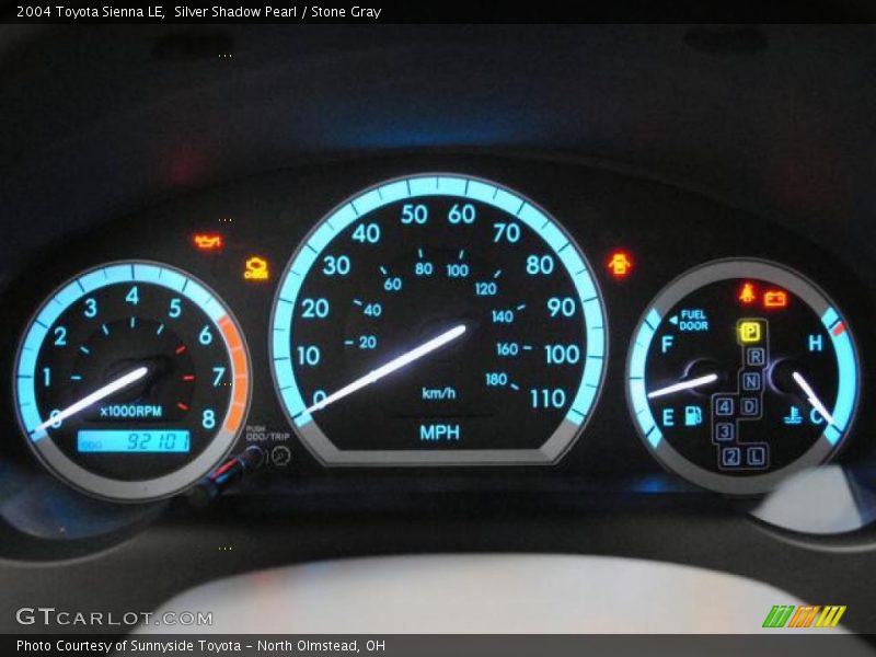 Silver Shadow Pearl / Stone Gray 2004 Toyota Sienna LE