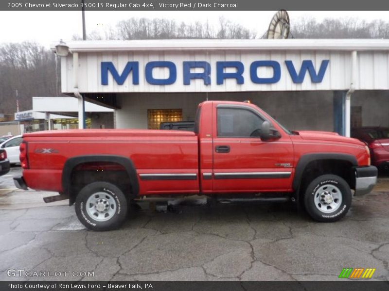 Victory Red / Dark Charcoal 2005 Chevrolet Silverado 3500 LS Regular Cab 4x4