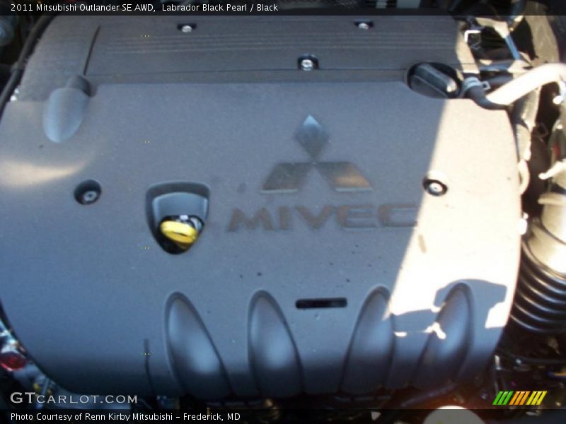 Labrador Black Pearl / Black 2011 Mitsubishi Outlander SE AWD