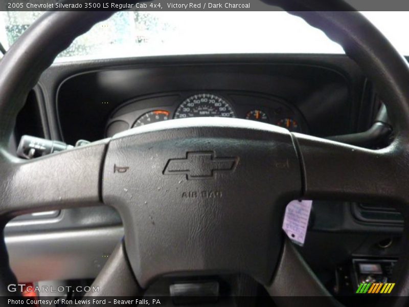 Victory Red / Dark Charcoal 2005 Chevrolet Silverado 3500 LS Regular Cab 4x4