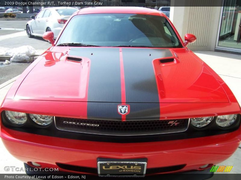 TorRed / Dark Slate Gray 2009 Dodge Challenger R/T