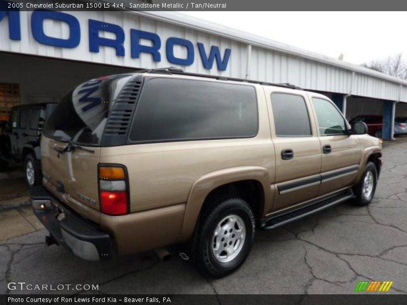 Sandstone Metallic / Tan/Neutral 2005 Chevrolet Suburban 1500 LS 4x4