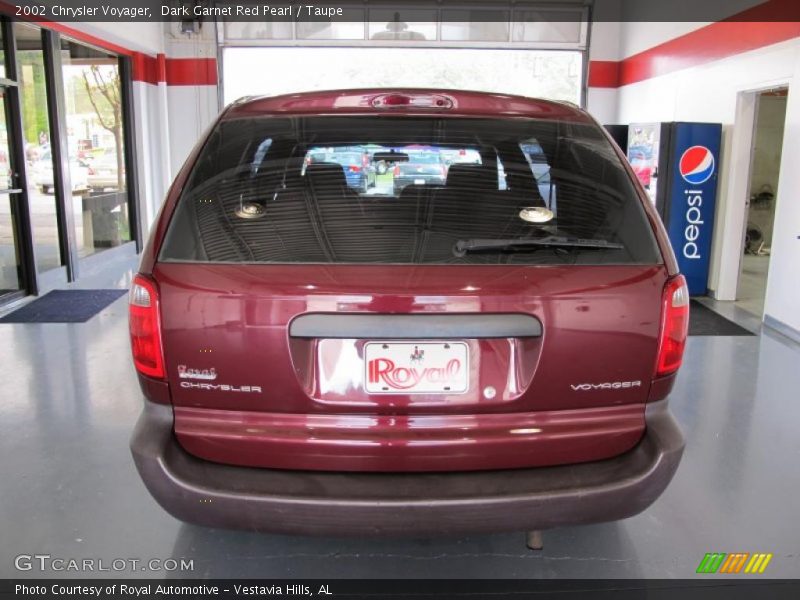 Dark Garnet Red Pearl / Taupe 2002 Chrysler Voyager