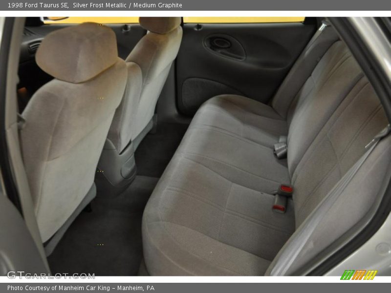 Silver Frost Metallic / Medium Graphite 1998 Ford Taurus SE