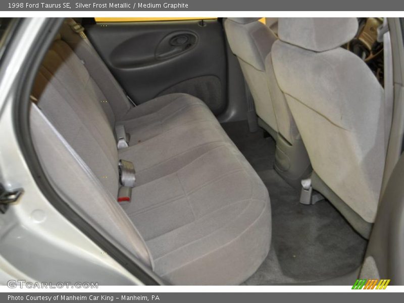 Silver Frost Metallic / Medium Graphite 1998 Ford Taurus SE