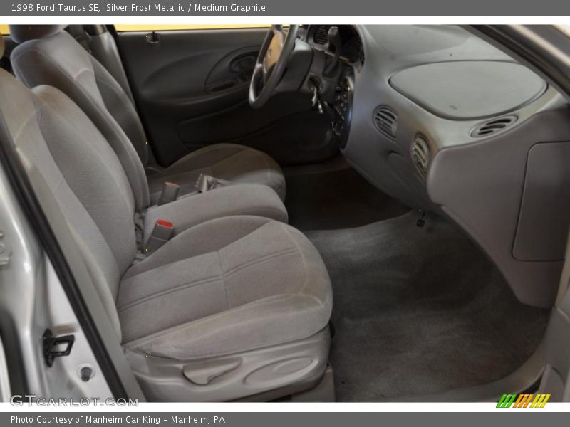 Silver Frost Metallic / Medium Graphite 1998 Ford Taurus SE