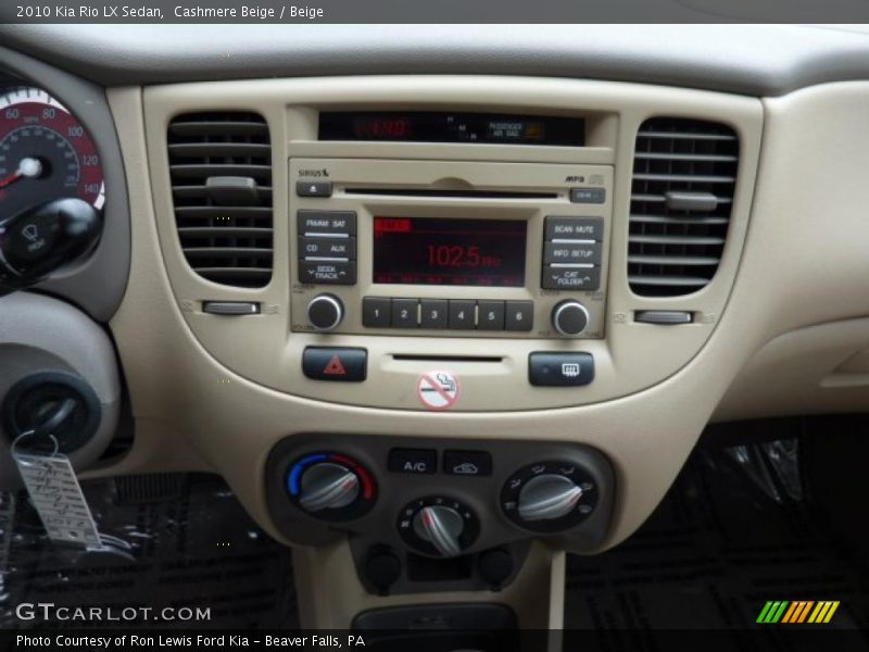 Controls of 2010 Rio LX Sedan