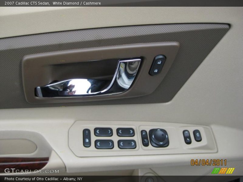 White Diamond / Cashmere 2007 Cadillac CTS Sedan