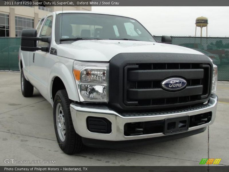 Front 3/4 View of 2011 F250 Super Duty XL SuperCab