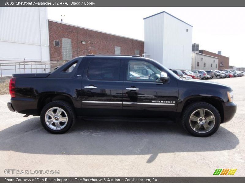 Black / Ebony 2009 Chevrolet Avalanche LTZ 4x4