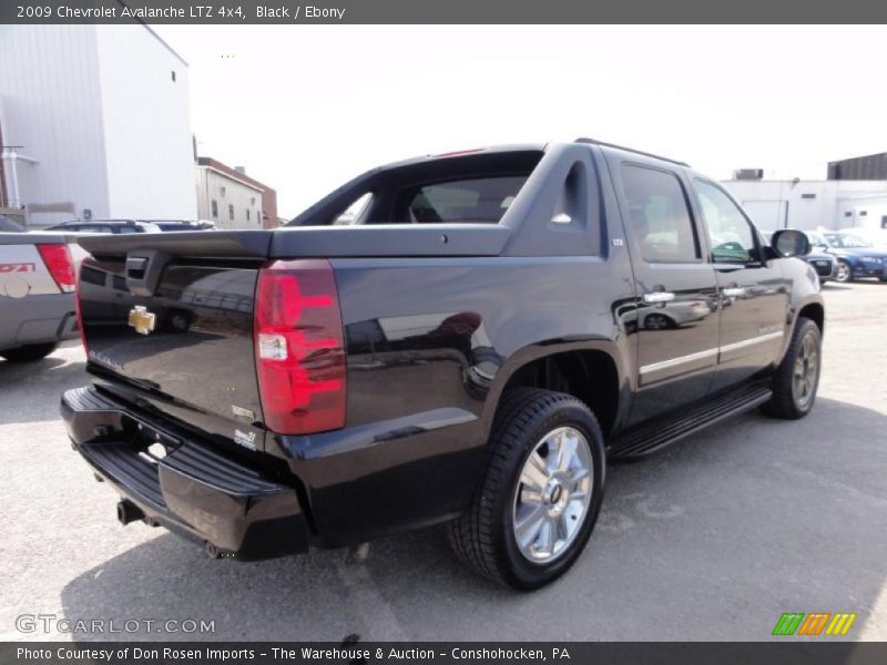 Black / Ebony 2009 Chevrolet Avalanche LTZ 4x4