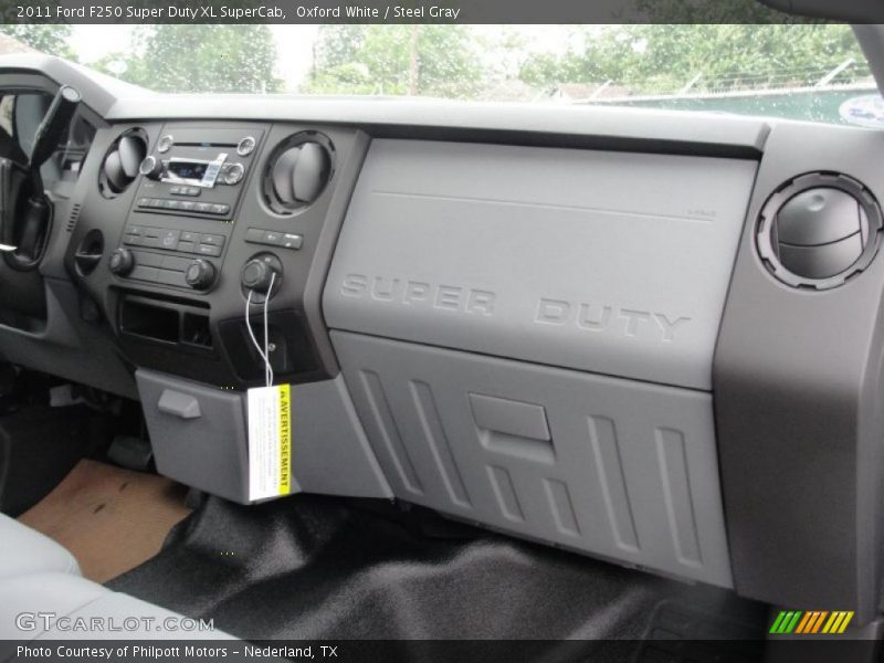 Oxford White / Steel Gray 2011 Ford F250 Super Duty XL SuperCab