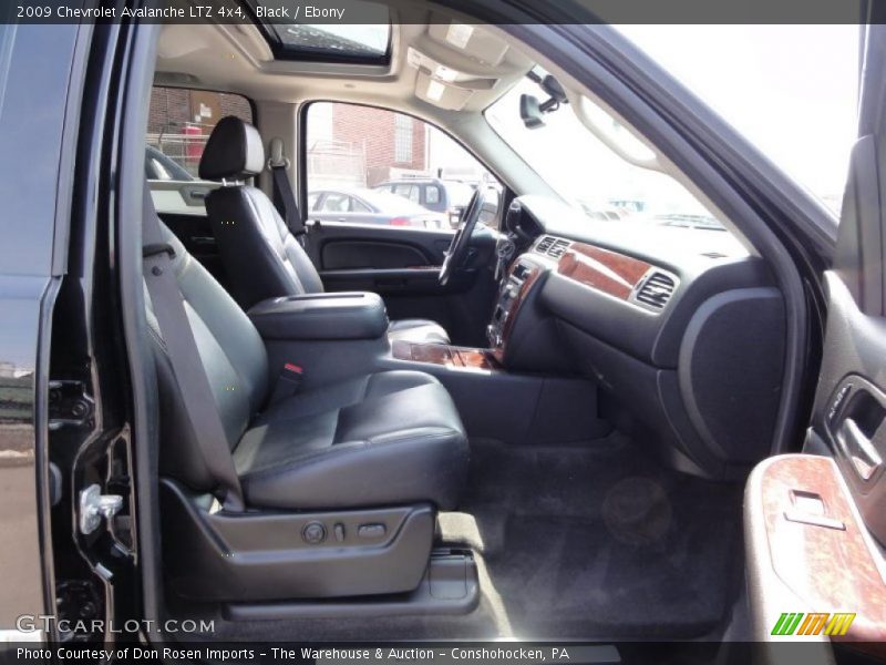 Black / Ebony 2009 Chevrolet Avalanche LTZ 4x4