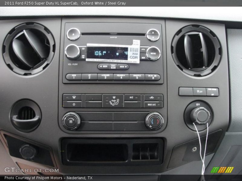 Controls of 2011 F250 Super Duty XL SuperCab