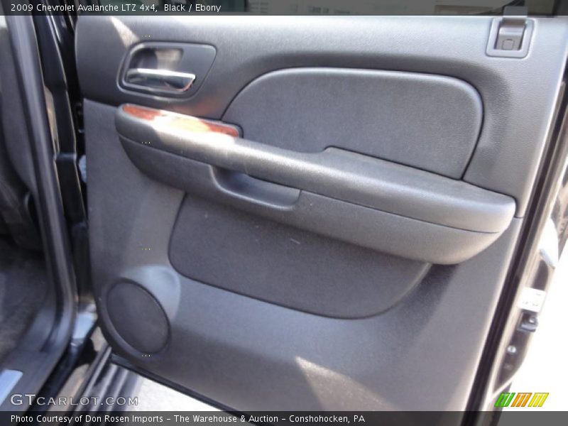 Black / Ebony 2009 Chevrolet Avalanche LTZ 4x4