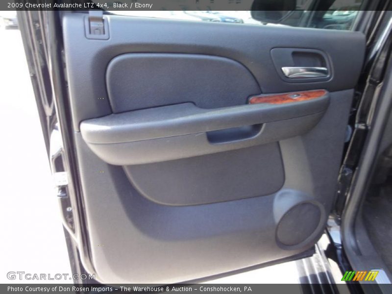 Black / Ebony 2009 Chevrolet Avalanche LTZ 4x4