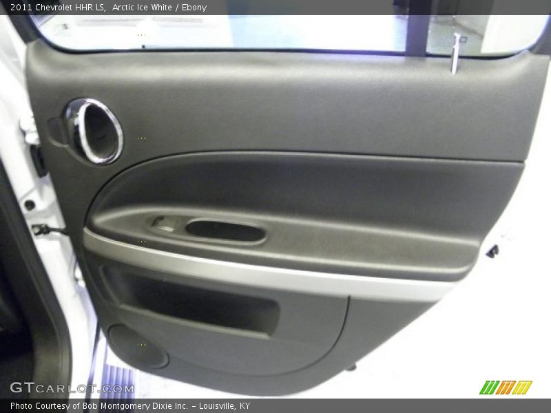 Arctic Ice White / Ebony 2011 Chevrolet HHR LS