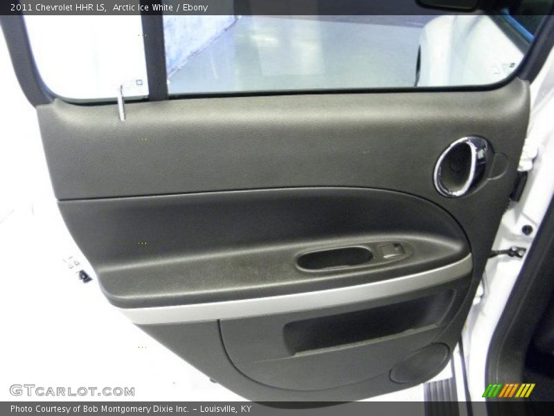 Arctic Ice White / Ebony 2011 Chevrolet HHR LS