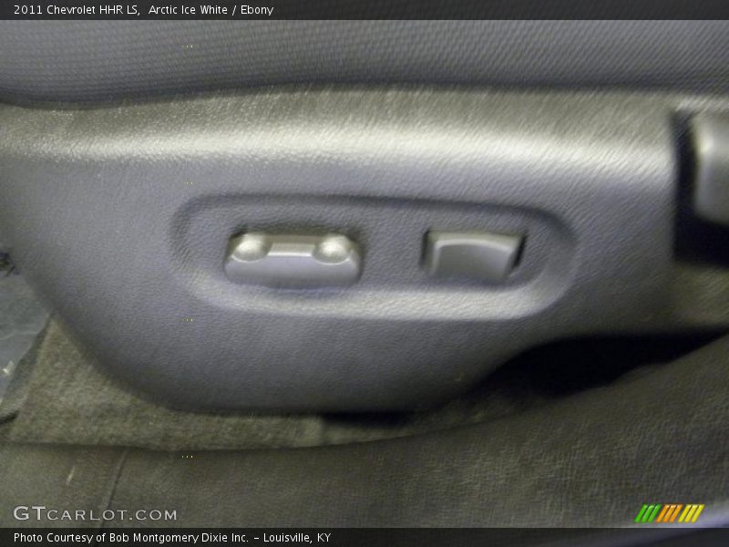 Arctic Ice White / Ebony 2011 Chevrolet HHR LS
