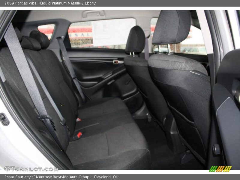 Liquid Platinum Metallic / Ebony 2009 Pontiac Vibe