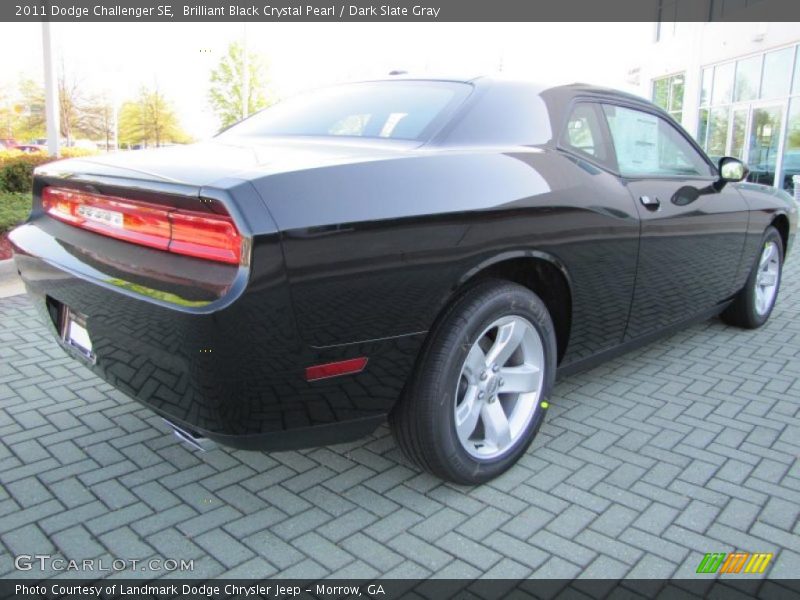  2011 Challenger SE Brilliant Black Crystal Pearl