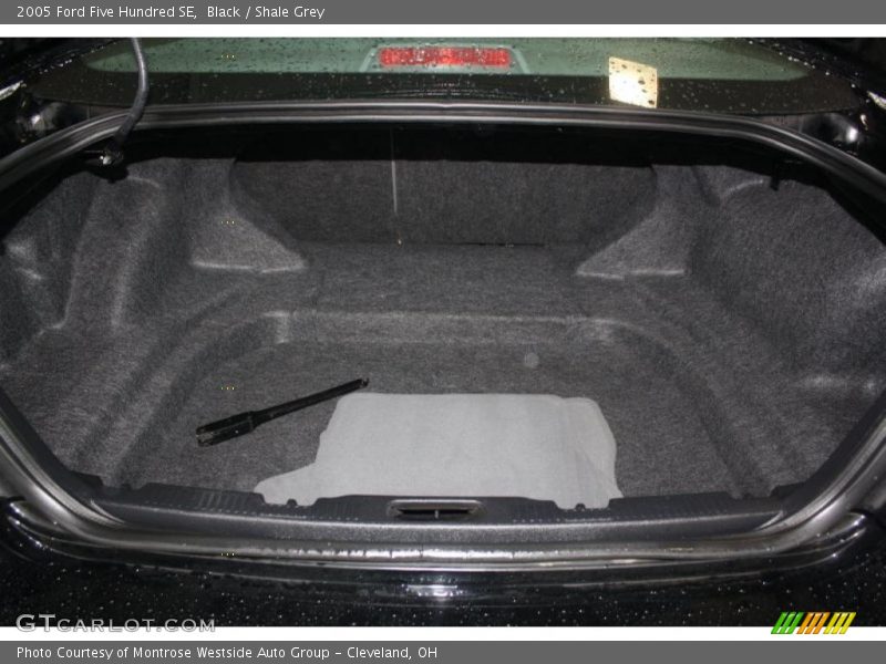 Black / Shale Grey 2005 Ford Five Hundred SE