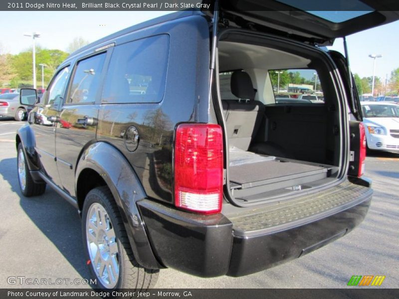 Brilliant Black Crystal Pearl / Dark Slate Gray 2011 Dodge Nitro Heat