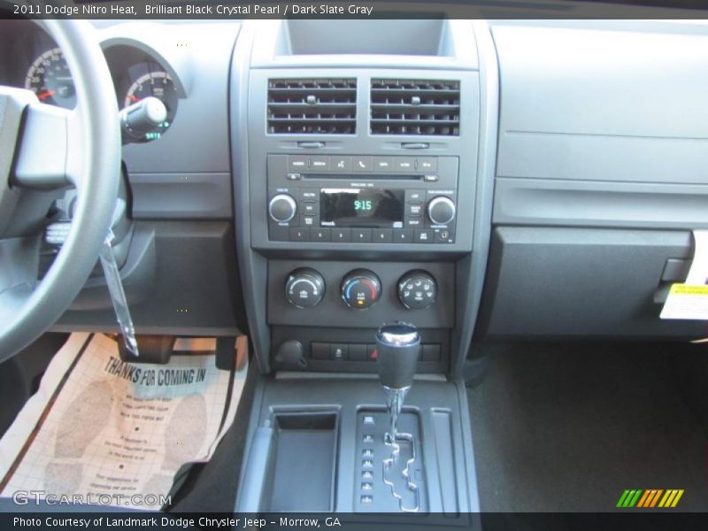 Brilliant Black Crystal Pearl / Dark Slate Gray 2011 Dodge Nitro Heat