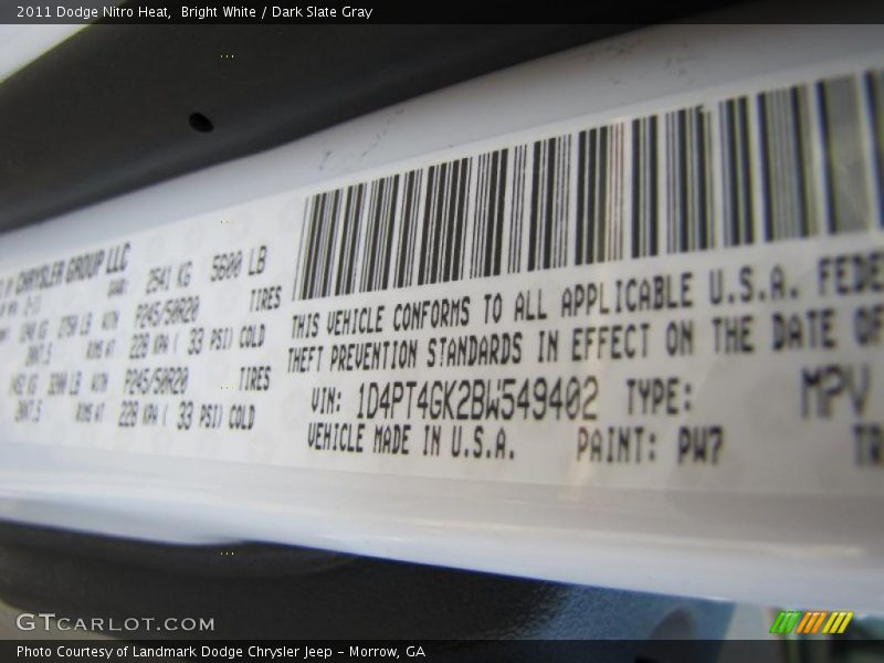 Bright White / Dark Slate Gray 2011 Dodge Nitro Heat