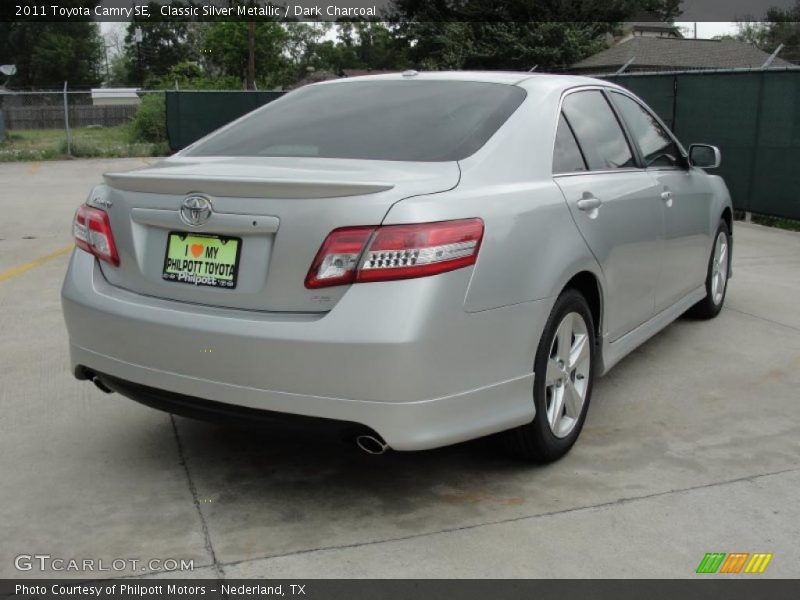 Classic Silver Metallic / Dark Charcoal 2011 Toyota Camry SE