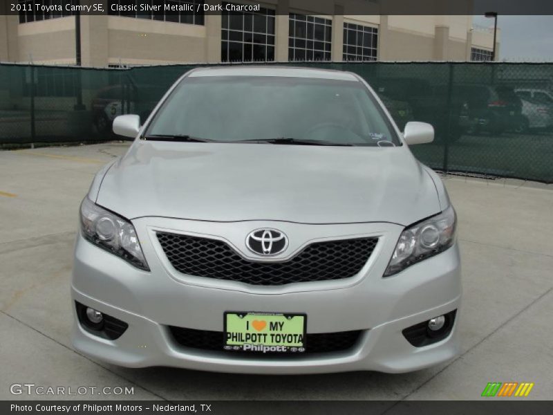 Classic Silver Metallic / Dark Charcoal 2011 Toyota Camry SE