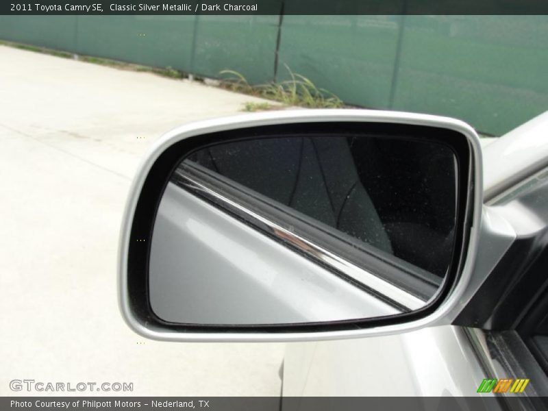 Classic Silver Metallic / Dark Charcoal 2011 Toyota Camry SE