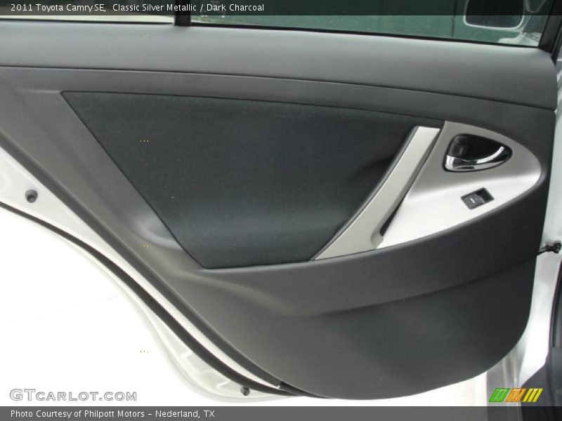 Classic Silver Metallic / Dark Charcoal 2011 Toyota Camry SE