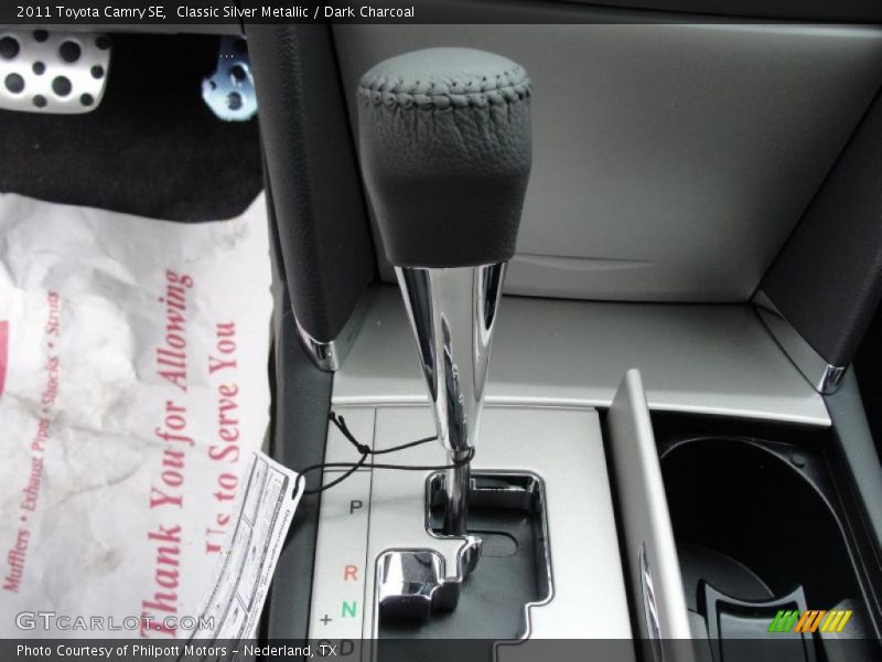 Classic Silver Metallic / Dark Charcoal 2011 Toyota Camry SE