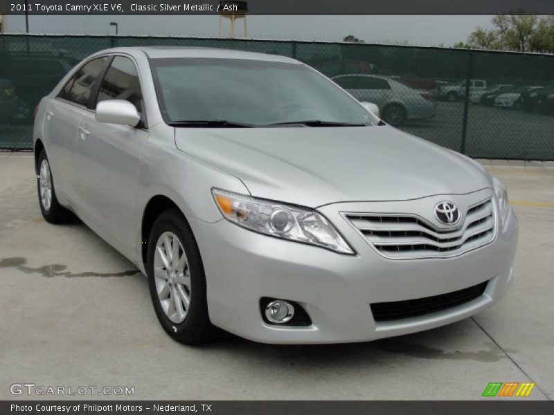 Classic Silver Metallic / Ash 2011 Toyota Camry XLE V6
