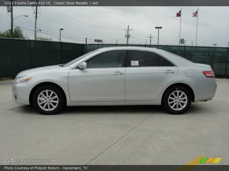 Classic Silver Metallic / Ash 2011 Toyota Camry XLE V6
