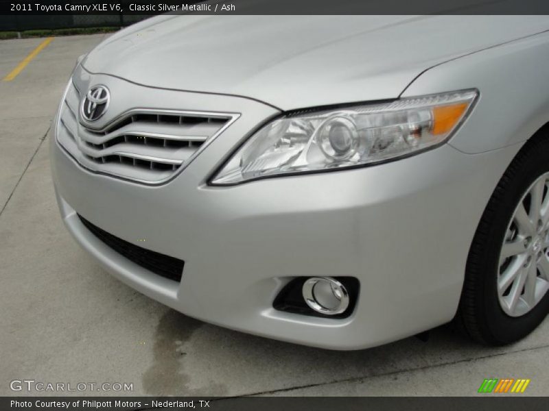 Classic Silver Metallic / Ash 2011 Toyota Camry XLE V6